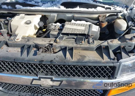 2006 Chevrolet Express Work Van from USA, damaged, VIN 1GCGG25V261255360